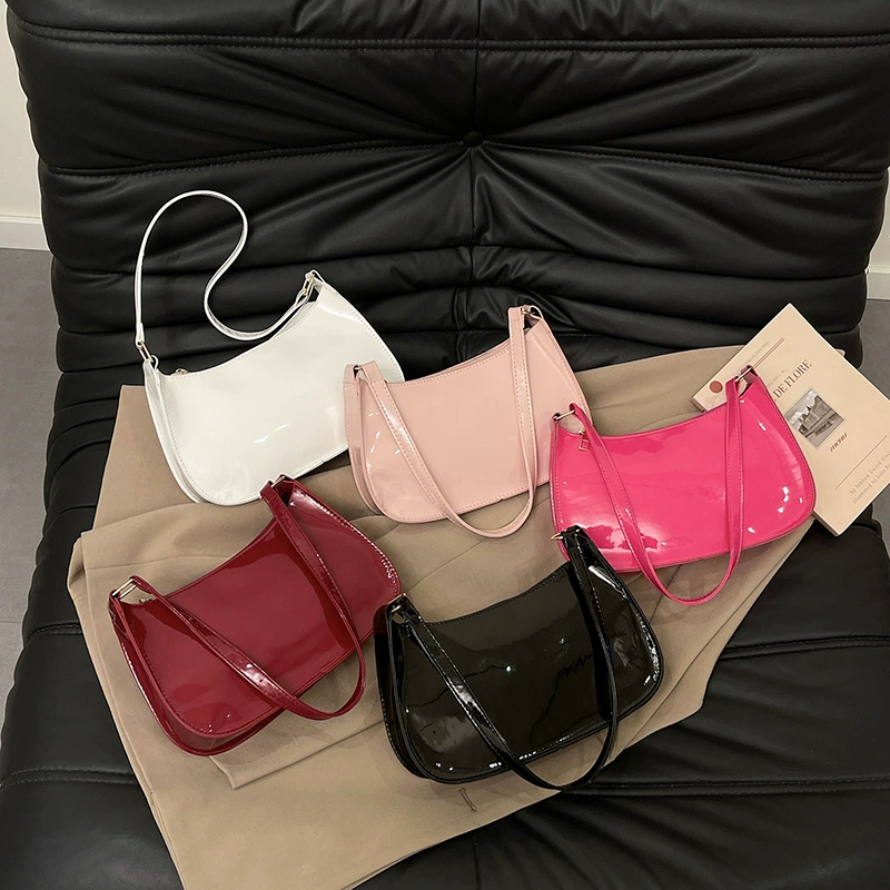 Новая универсальная женская сумка-клатч в корейском стиле, осенняя коллекция 2025 года, нежный однотонный цвет, популярная мода.