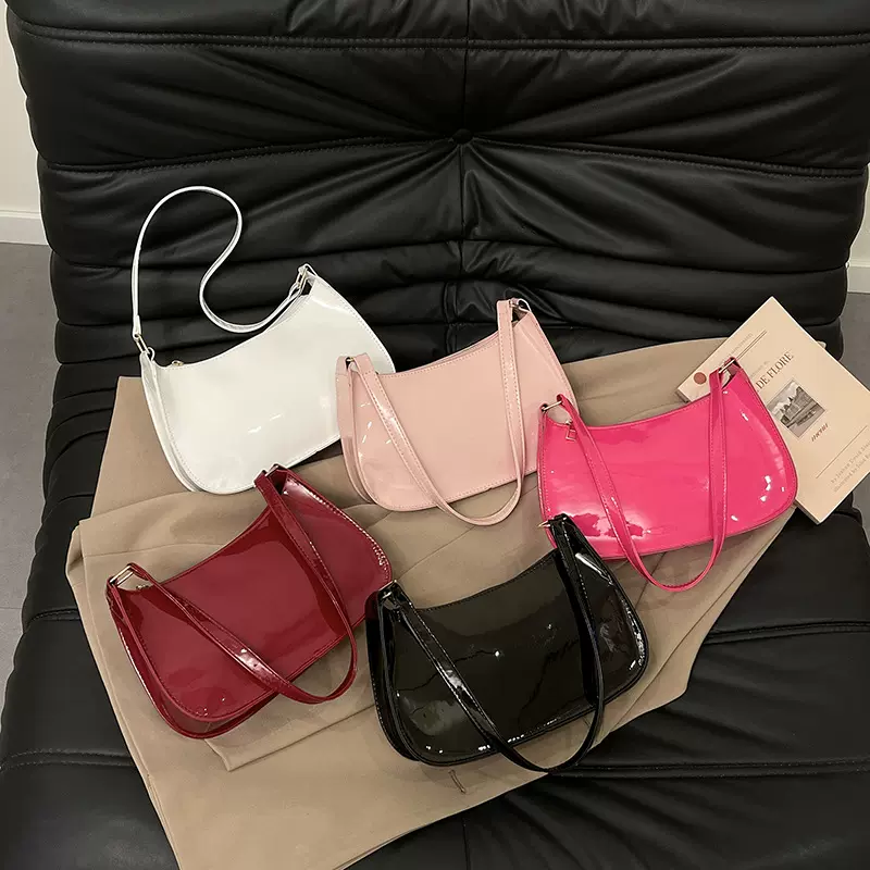 ins秋季小方包新款百搭女韩版单肩包包温柔今年流行时尚纯色2025