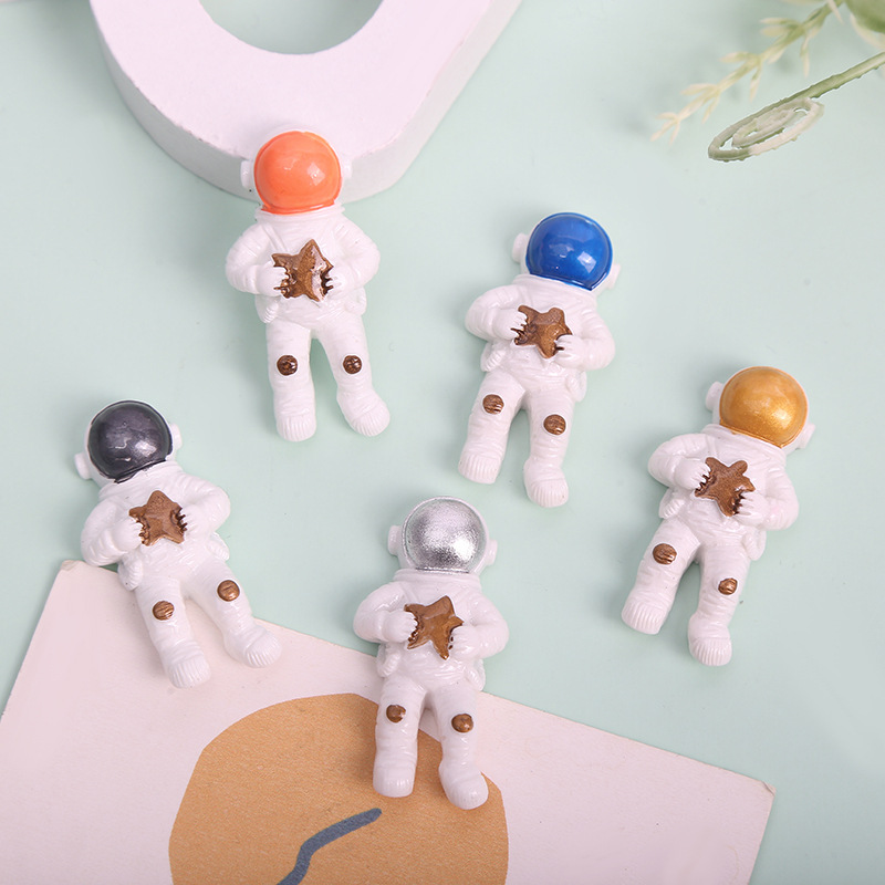 New Cartoon Astronaut Spaceship Series Resin DIY Mobile Phone Case Hair Accessories Keychain Refrigerator Magnet Accessories
