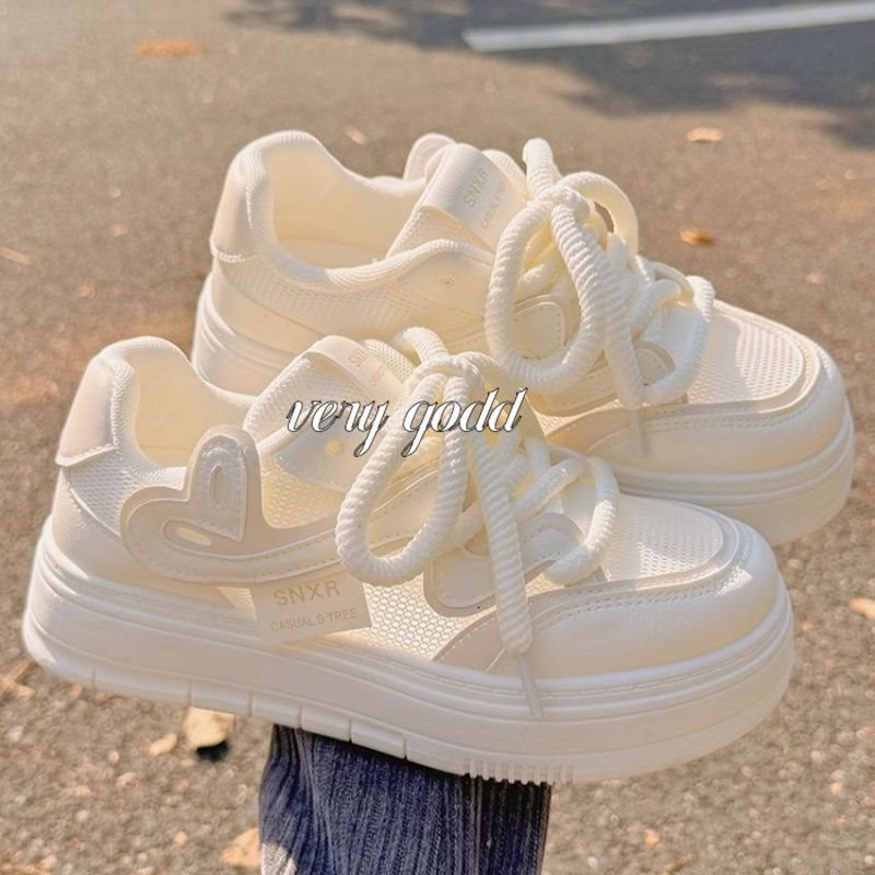 Thick-Soled White Sneakers with Heart Design, 2026 New Summer Style, Breathable Mesh Versatile Casual Sports Shoes for Women Thick-Soled White Sneakers with Heart Design, 2026 New Summer Style, Breathable Mesh Versatile Casual Sports Shoes for Women