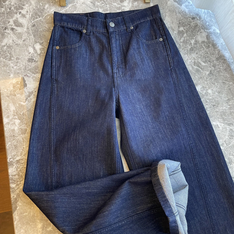 How to wear a fashionable one!! Jugang Style ~ Leather Label High Waist Oblique Straight Leg Slim Jeans