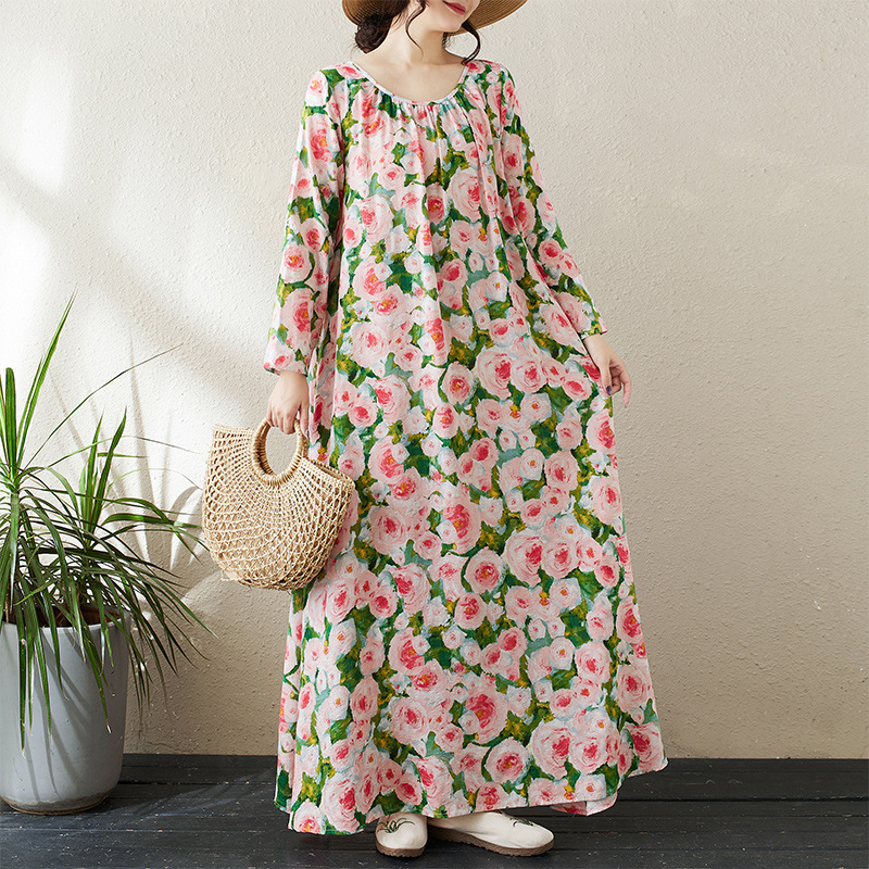 Real Shot of 2025 Early Autumn New Style Round Neck Ruched Loose Lazy Dress Minimalist Long-Sleeve Ultra-Long Dress Vacation Style