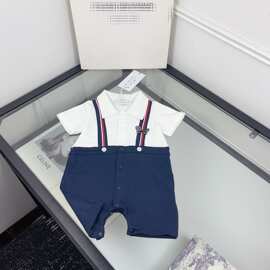 婴儿连体衣夏季新品帅气男宝绅士背带连体衣百天周岁礼服哈衣爬服