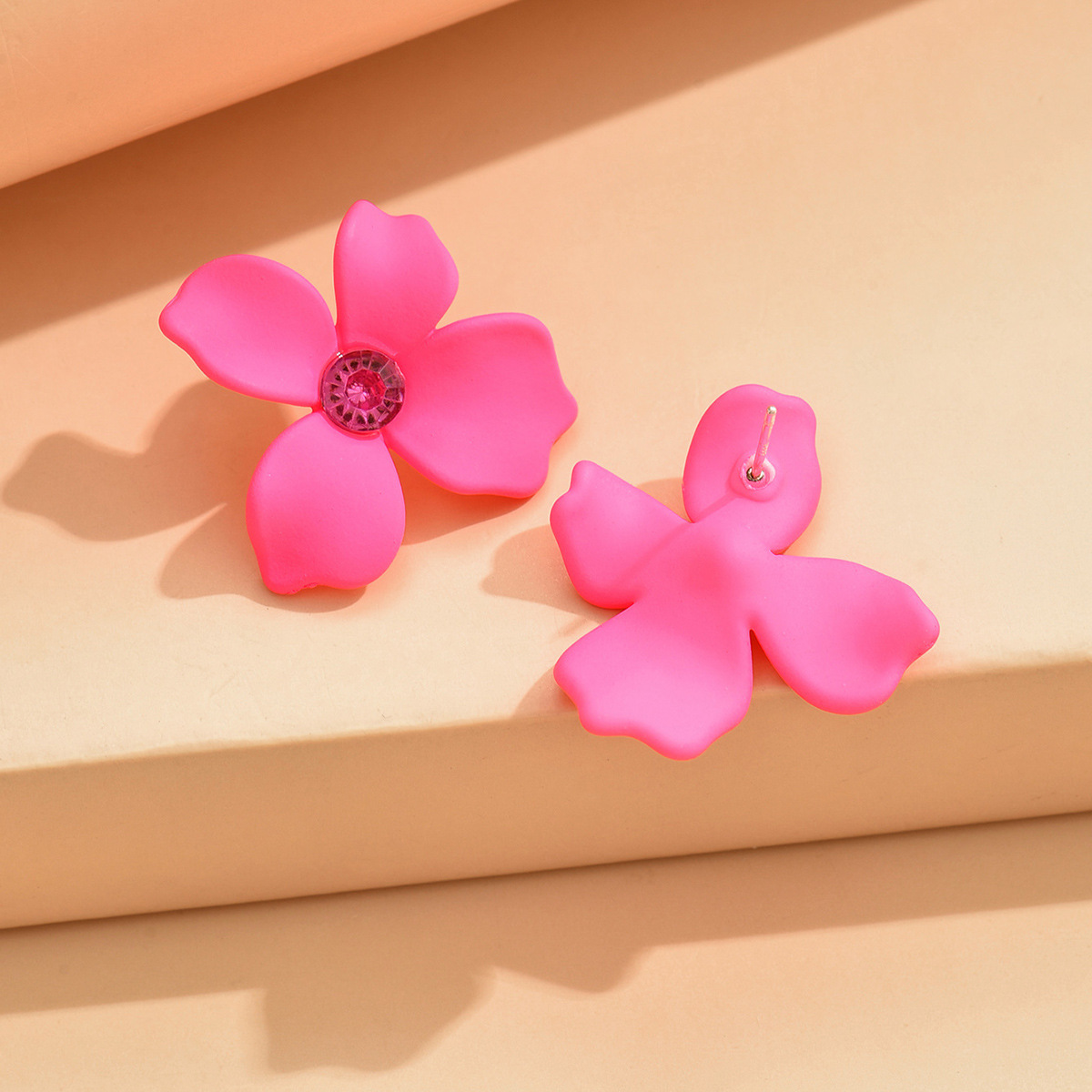 18g Weight Rhinestones Inlay Material Ear Studs Classification 1 Pair Quantity Daily Occasion Acrylic Material Flower Pattern Women's Gender Stoving Varnish, Inlay Design Sweet Style 1 Pair Sweet Flower Stoving Varnish Inlay Arylic Rhinestones Ear Studs 3