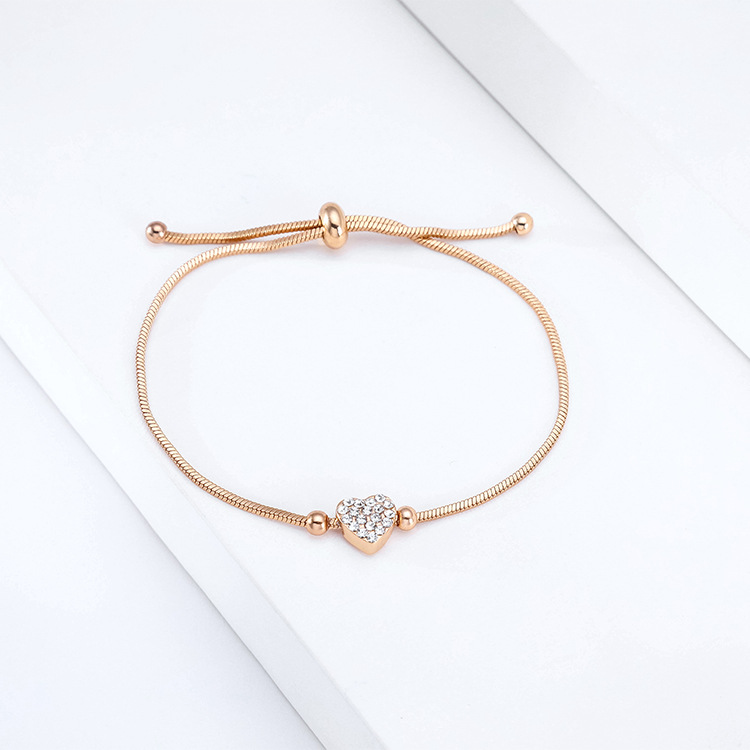 Simple Style Heart Shape Copper Inlay Zircon Bracelets 1 Piece display picture 3