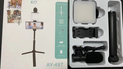 Mini luz de relleno de carga compacta, soporte de disparo para teléfono móvil, luz de relleno de video corto, luz de tofu en vivo selfie