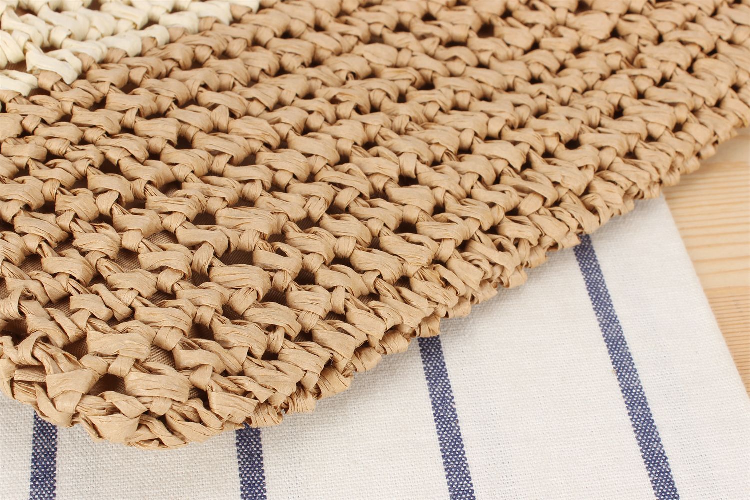 Women's Basic Vacation Solid Color Paper String Shopping Bags display picture 12