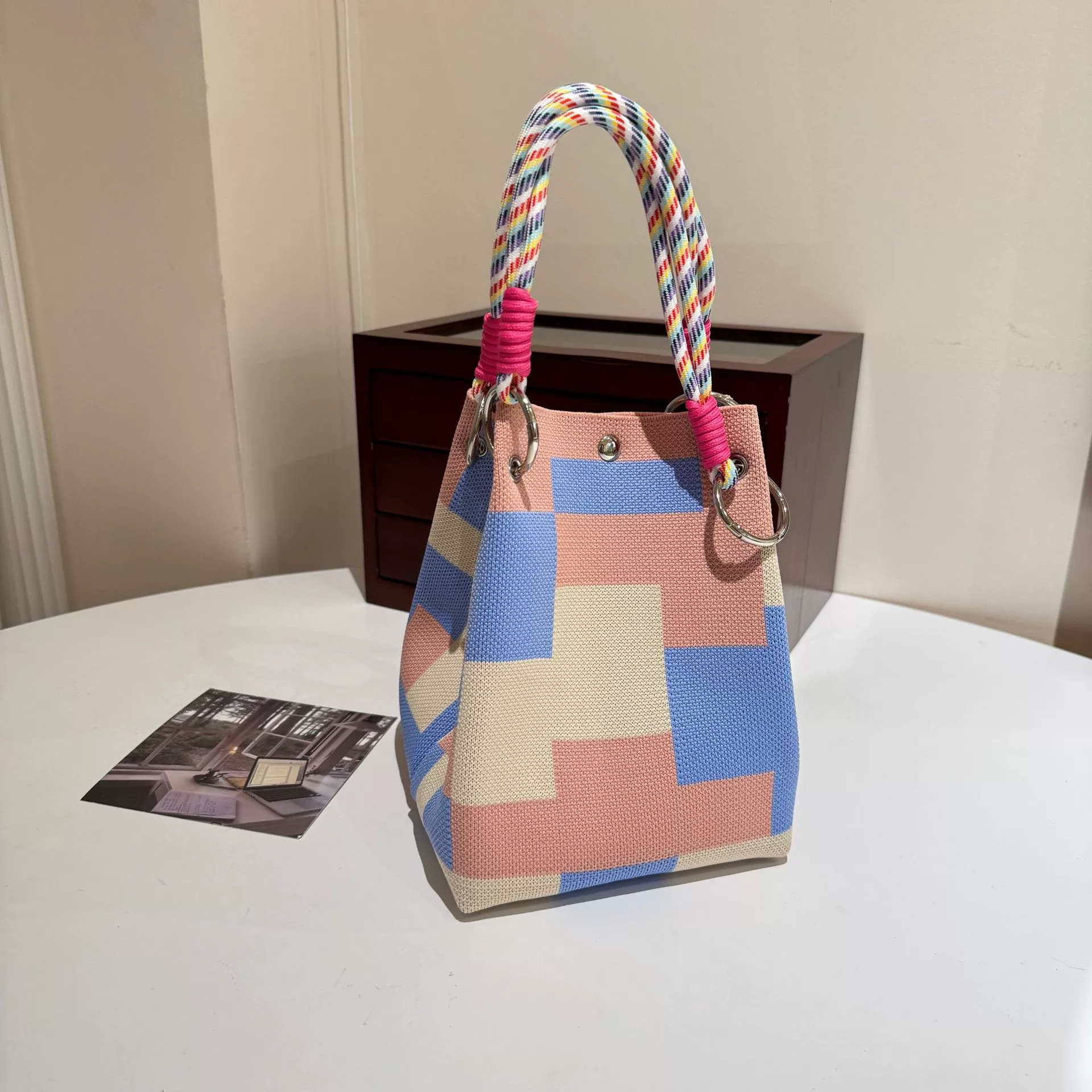  knitted red capacious universal shoulder bag