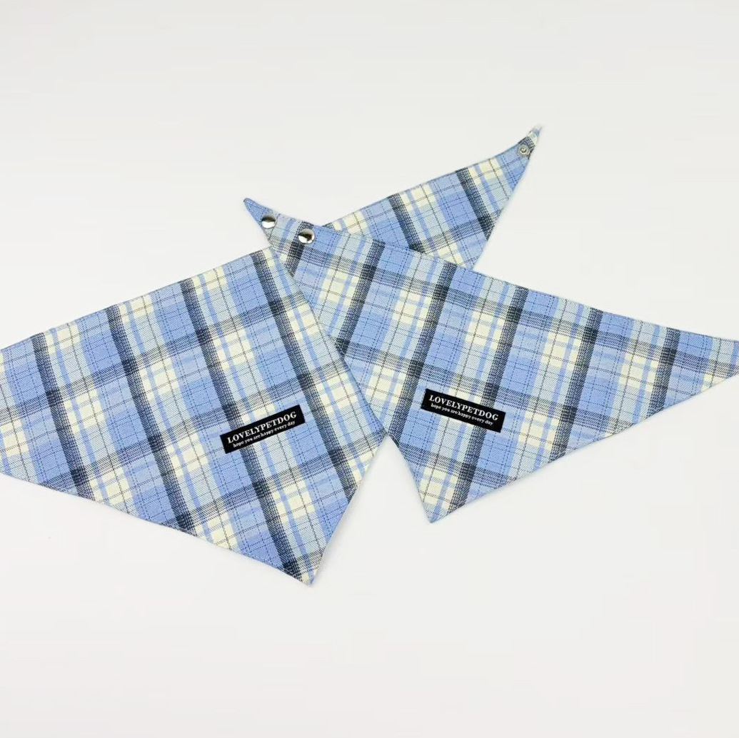 蓝色格纹三角巾 / S-小型 脖围 （20-31cm）