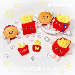 ハンバーグフライドポテトのぬいぐるみのブローチ子供靴の帽子の部品と装飾DIY服のアクセサリーの卸売り