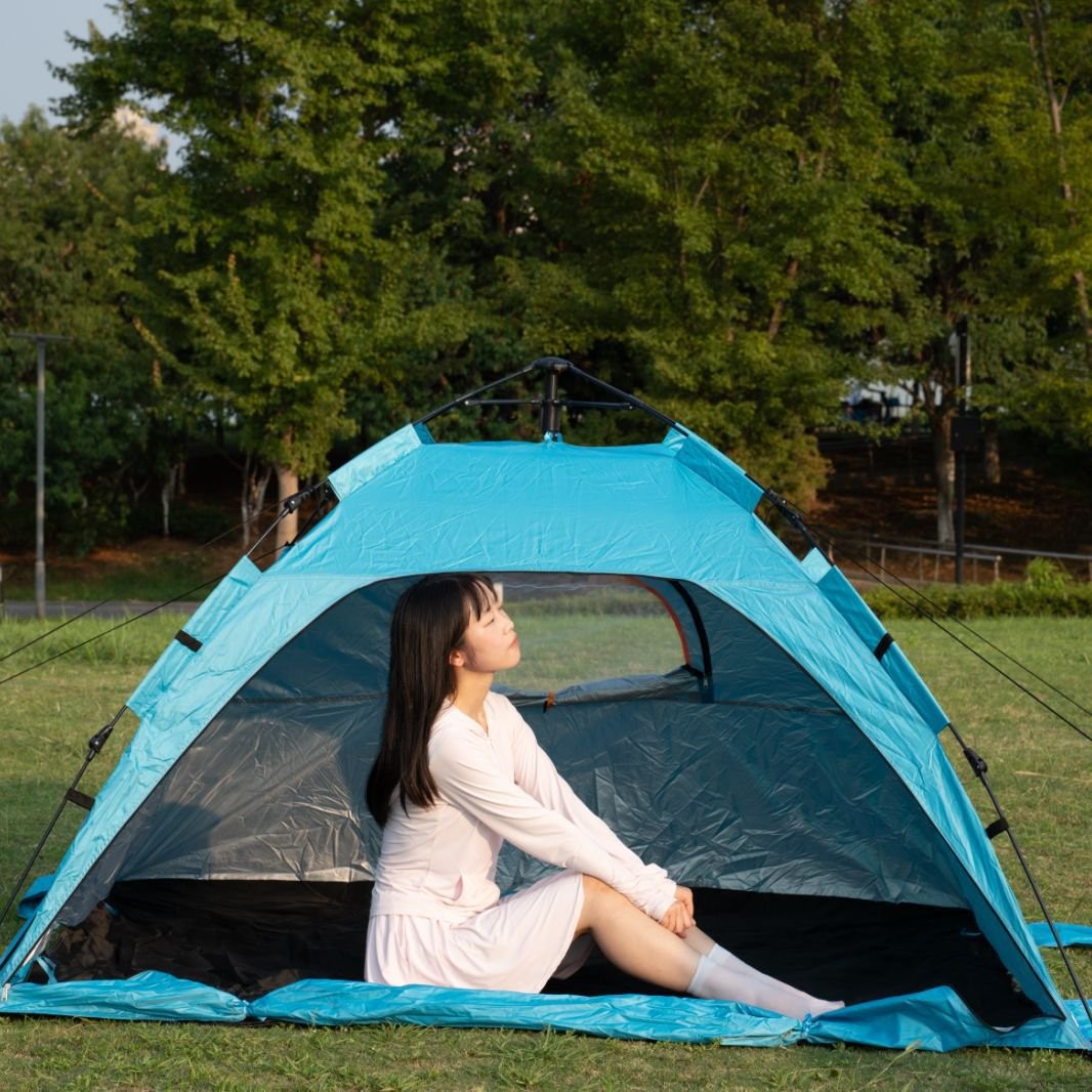 Carpa de campaña al aire libre portátil de apertura rápida y plegable equipo de camping suministros de picnic completamente automático de rebote salvaje mosquitos protección solar