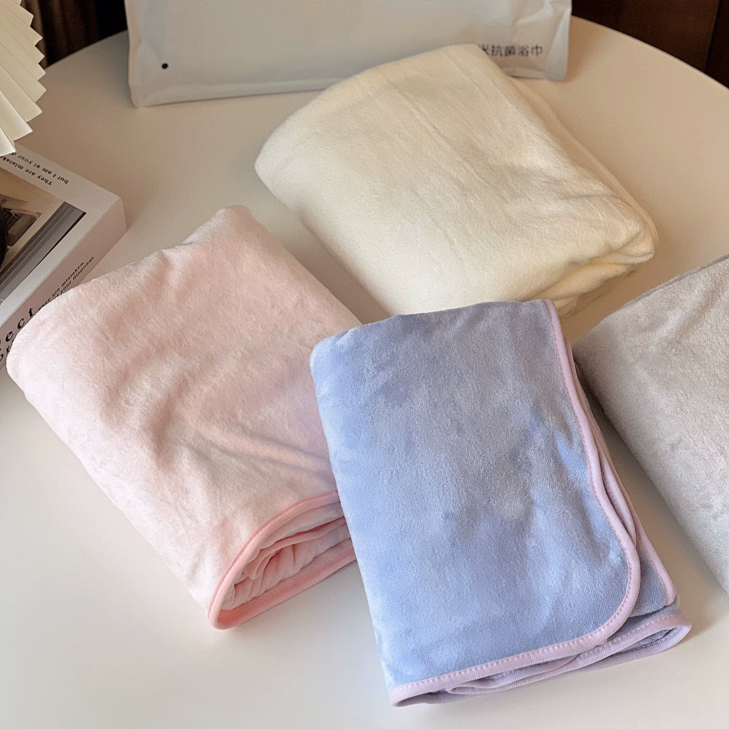 蕉品 Antibacterial soft bath towel, water absorbent, adds volume