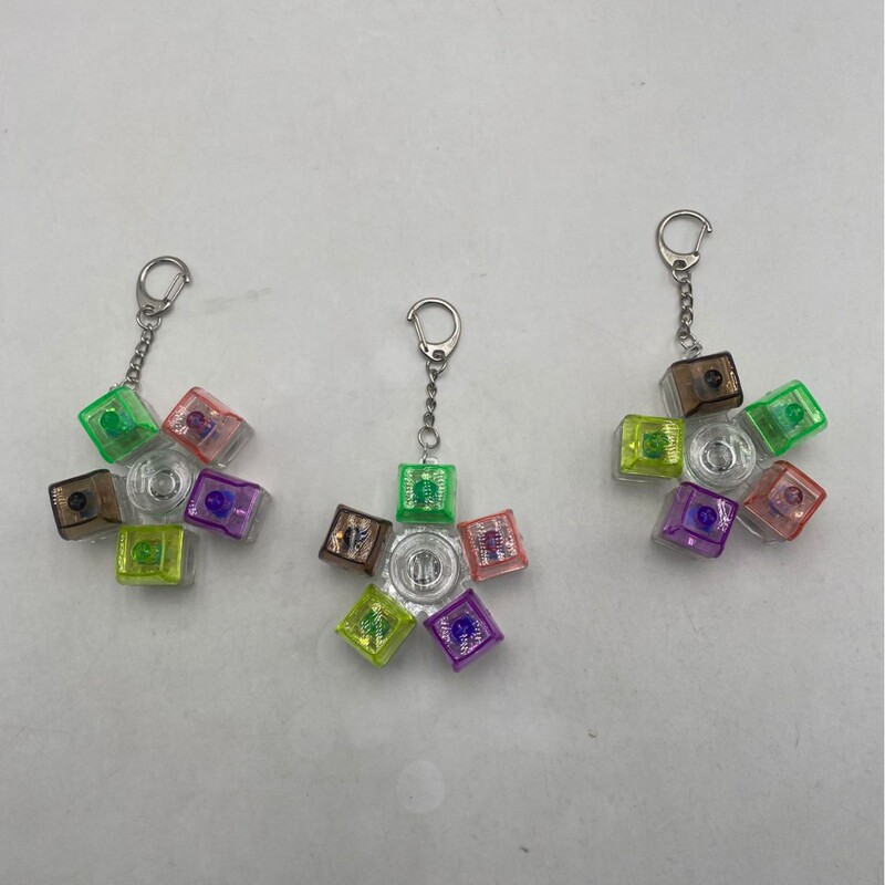 Cross-Border Stress-Relief Mechanical Keyboard Keychain with Light, Personalized Fully Transparent Light-Up Stress-Relief Rotating Backpack Keychain