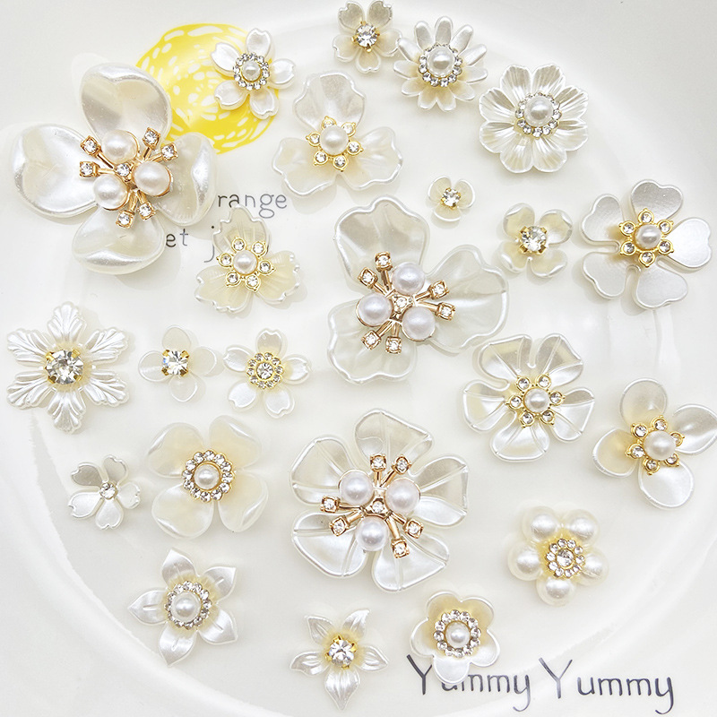 热销珍珠色镶钻花朵饰品配件diy洞洞鞋鞋花配饰服饰辅料现货批发