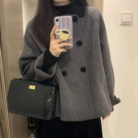 灰色短款呢子大衣女秋冬娃娃领复古加厚小个子毛呢外套