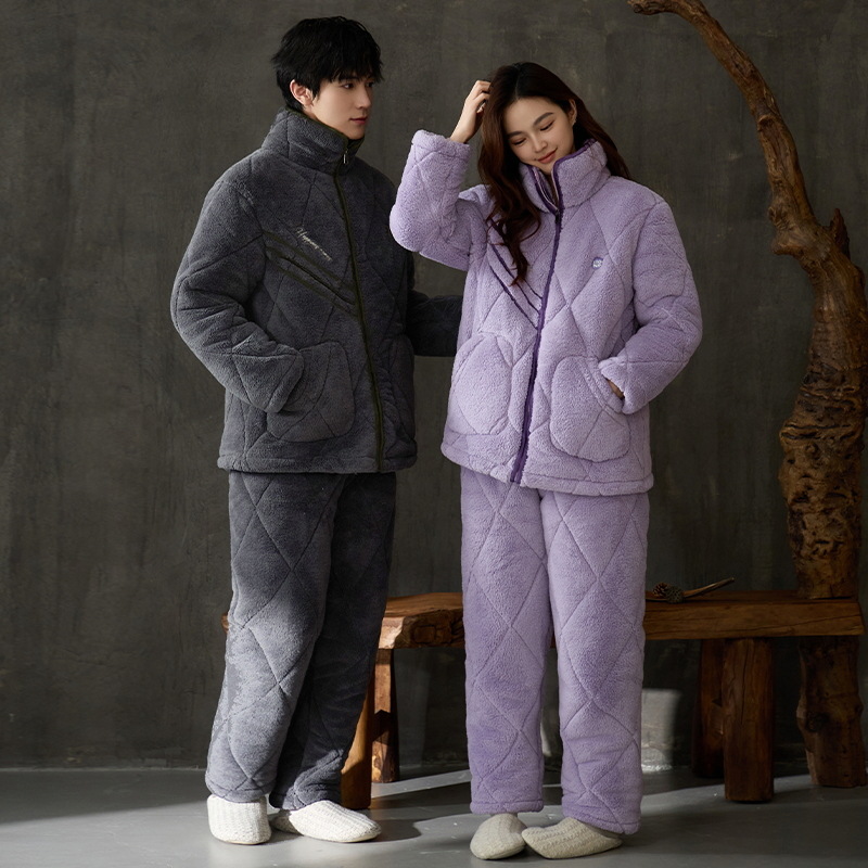 Pajamas de pareja para hombres de invierno de tres capas de algodón de cuello vertical de manga larga y camelón grueso para mujeres se pueden usar en el exterior
