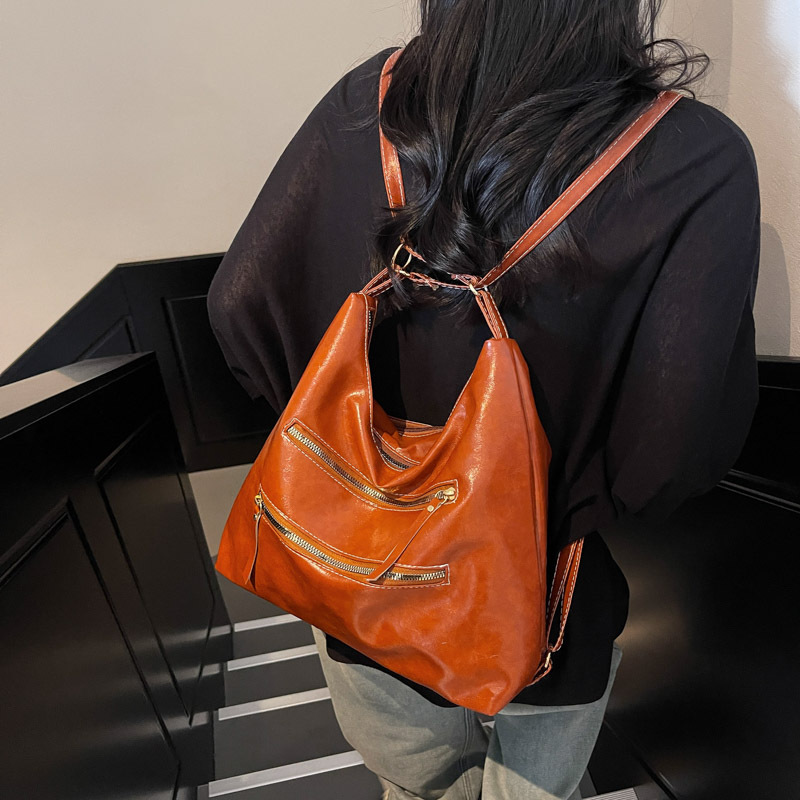 Casual viaje retro bolsos de mujer 2025 nuevo otoño invierno de alta capacidad sensación de hombro mochila bolsa