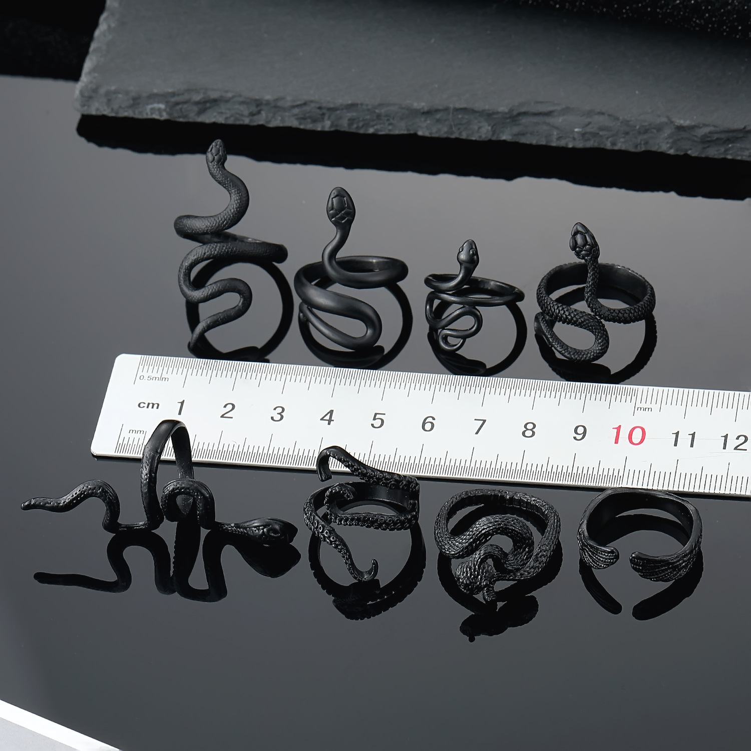 European and American black retro animal snake rings wholesale
