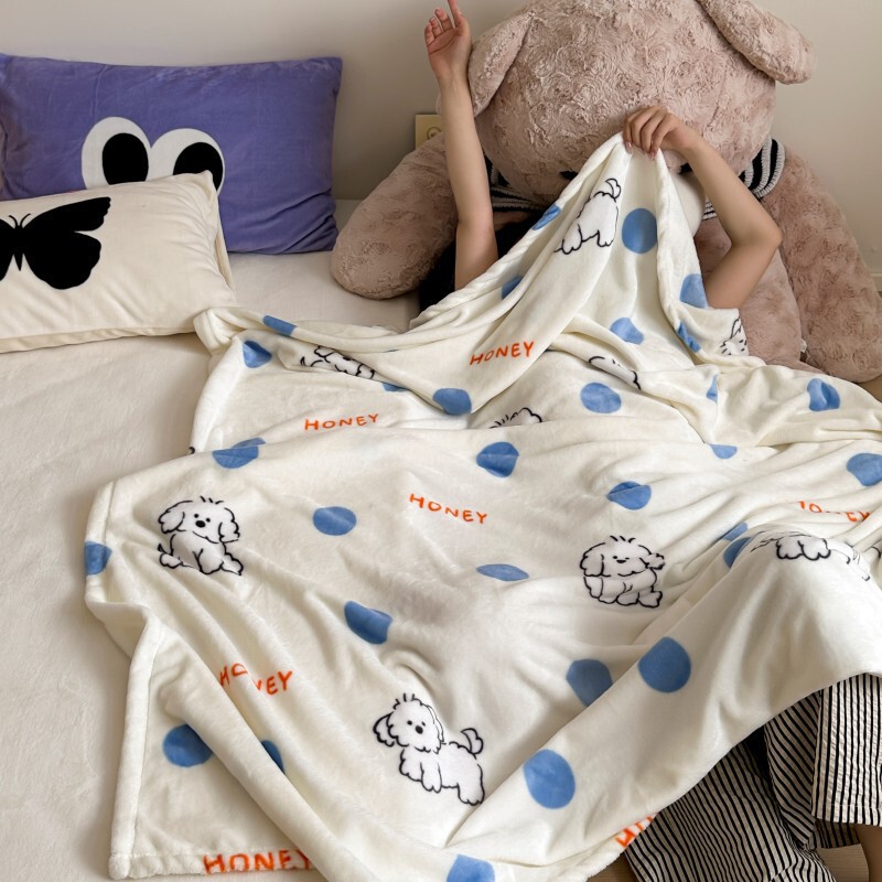 厚手のアニメの牛乳の絨毯を厚くします。秋冬にはファレイの絨毯を厚くします。|undefined