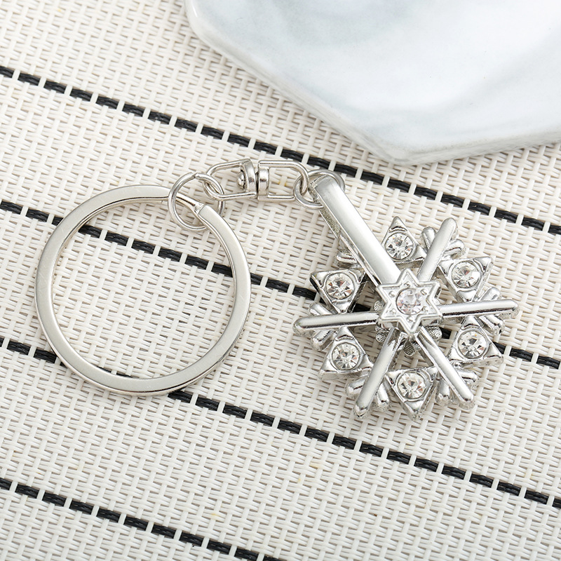 Snowflake Pattern Unisex Gender Elegant Snowflake Alloy Inlay Zircon Unisex Keychain