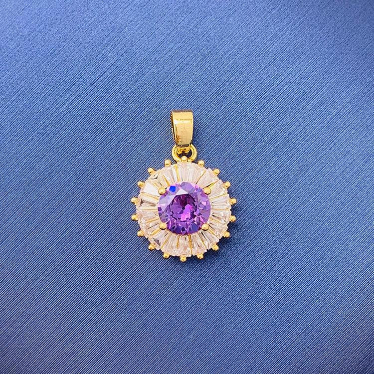 Tiktok Venta caliente colgante al por mayor auto-seleccionado 100 cobre colgante único con fuente de cadena de fábrica al por mayor sin cadena