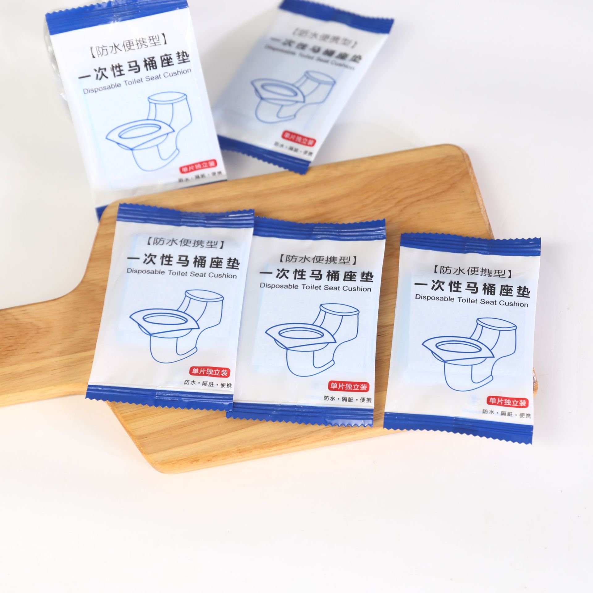 Wholesale Disposable Travel Toilet Mat Coated Wood Pulp Paper Toilet Mat Toilet Seat Paper Genuine Manufacturer