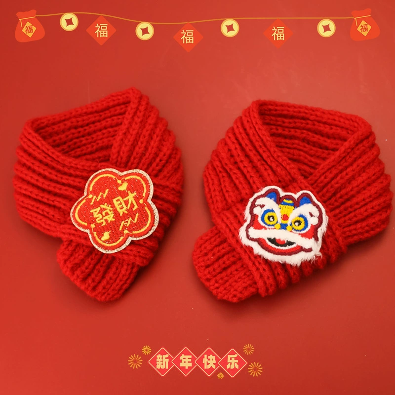 Домашние животные новогодние шарфы Весенний фестиваль нагрудник кошки собаки новогодние товары вязаные теплые красные праздничные украшения