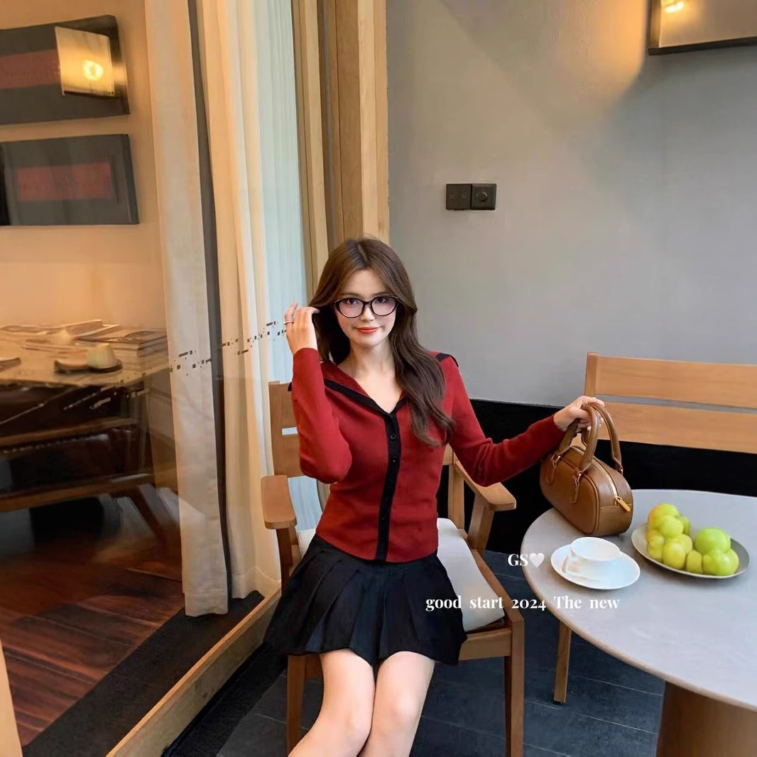 韩系女装秋季新款英伦风海军领时尚简约小众撞色大翻领针织衫上衣