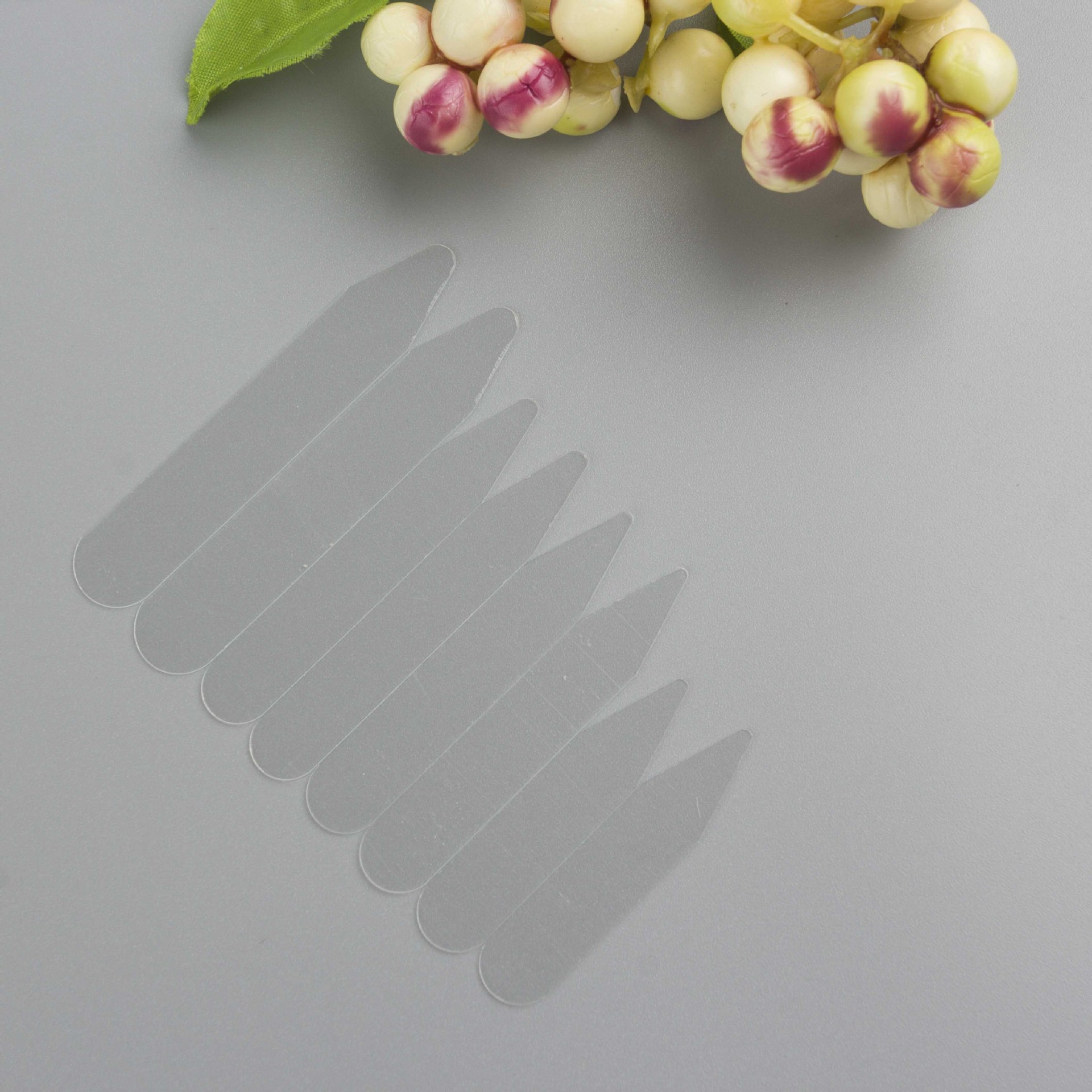 Manufacturer supplies discounted 25 silk collar gussets