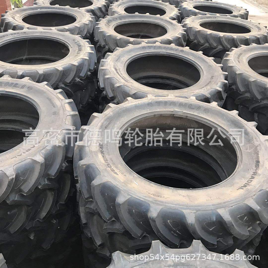 Suministro de patrón de espiga neumático 18.4R42 neumático mecánico radial
