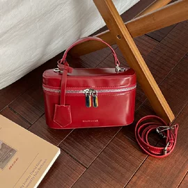 女士单肩包;女士斜挎包;女士双肩包