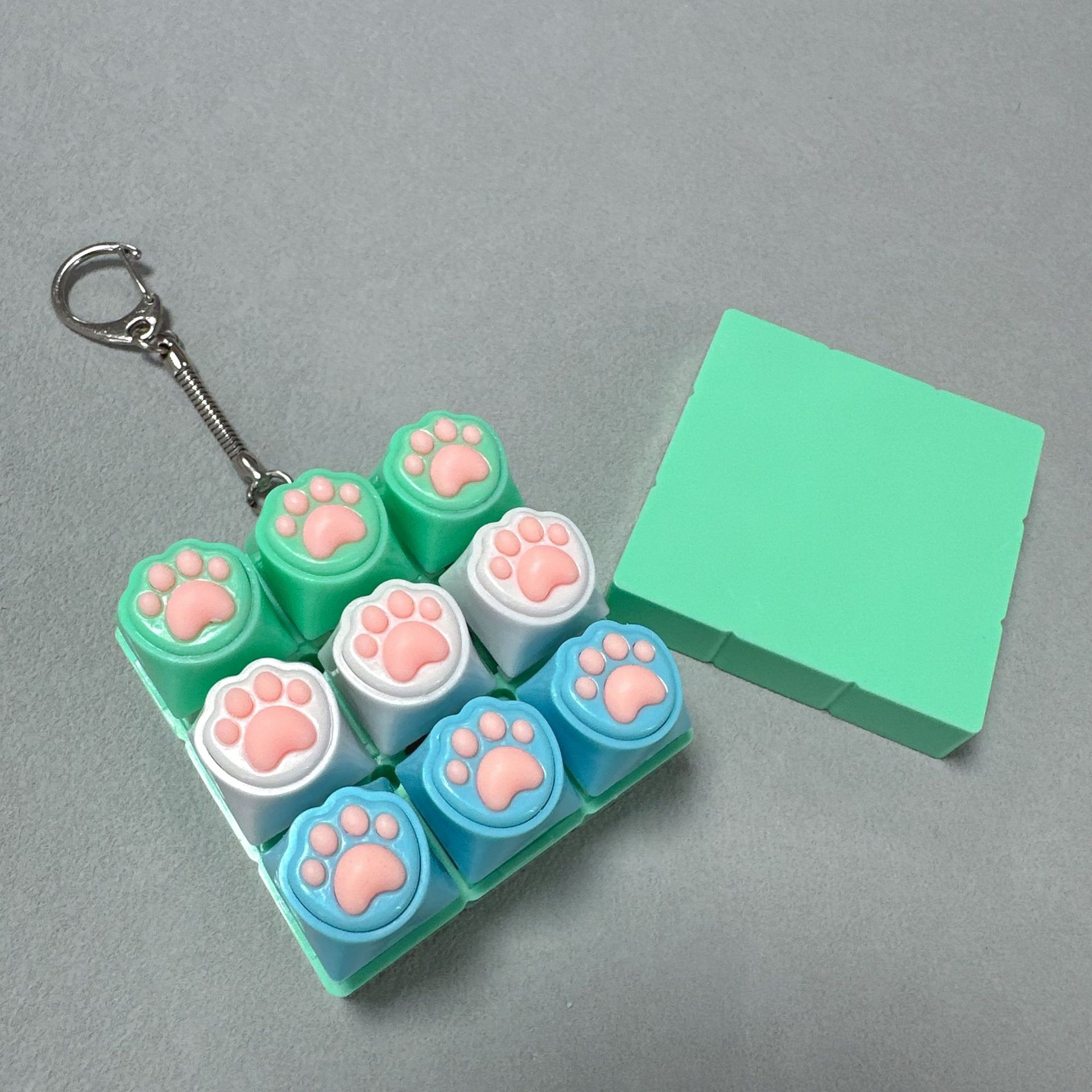 Nine-key green shell-silicone cat claw (green