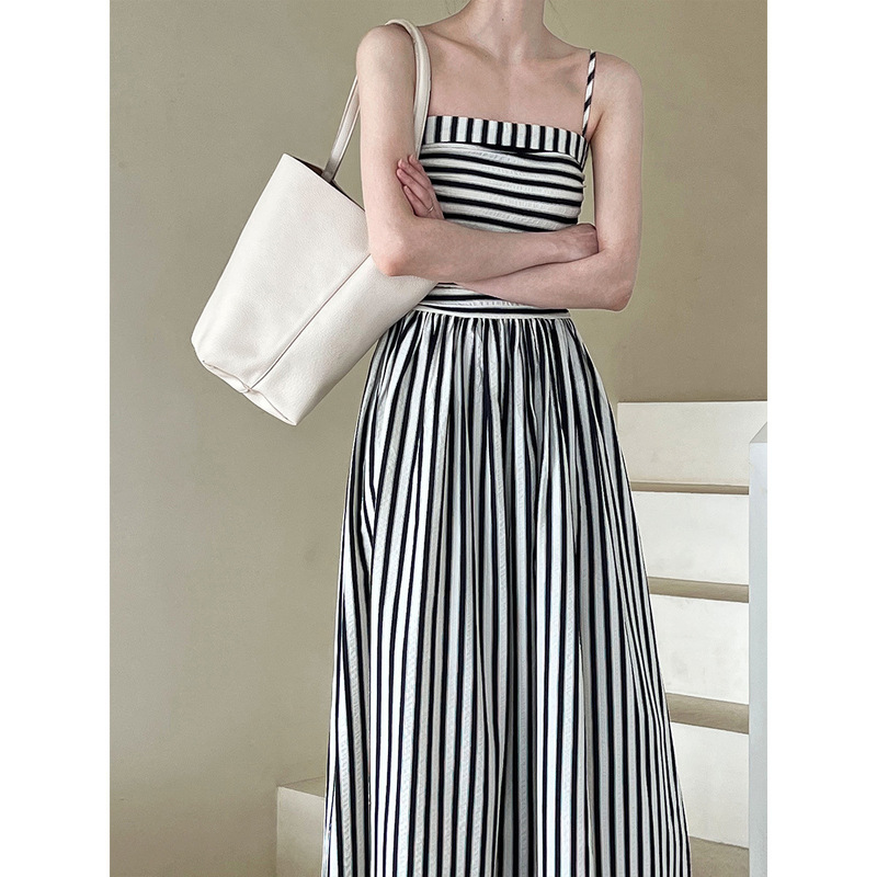 Luxi French Striped Tube-top Sling Dress Women's High-end Shoulder Pleated Waist A- line Long Dress Summer 3226