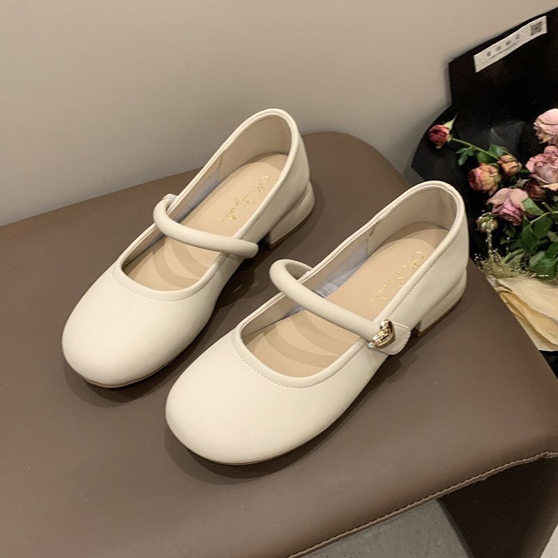 Xiaoxiao viento blanco cheongsam zapatos de mujer 2026 nuevo verano con falda Marizhen zapatos de cuero con cabeza redonda nuevos zapatos chinos