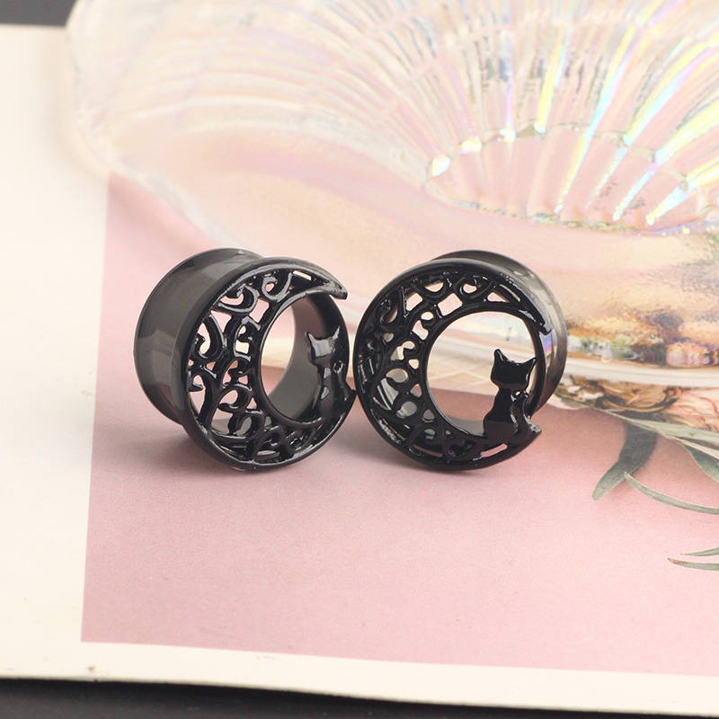 Black Cat on the Moon Stainless Steel Double Horn Ear Expander - 16mm Cartilage Earring detail image 7