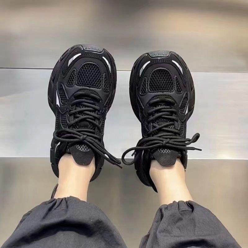 Black Warrior Soft-Soled Lightweight Sports Shoes for Women Ins Trendy Black Dad Shoes Autum Breathable Mesh Running Shoes