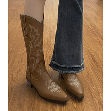 棕色百搭v口法式长筒靴女夏季2023新款西部牛仔靴尖头显瘦骑士靴