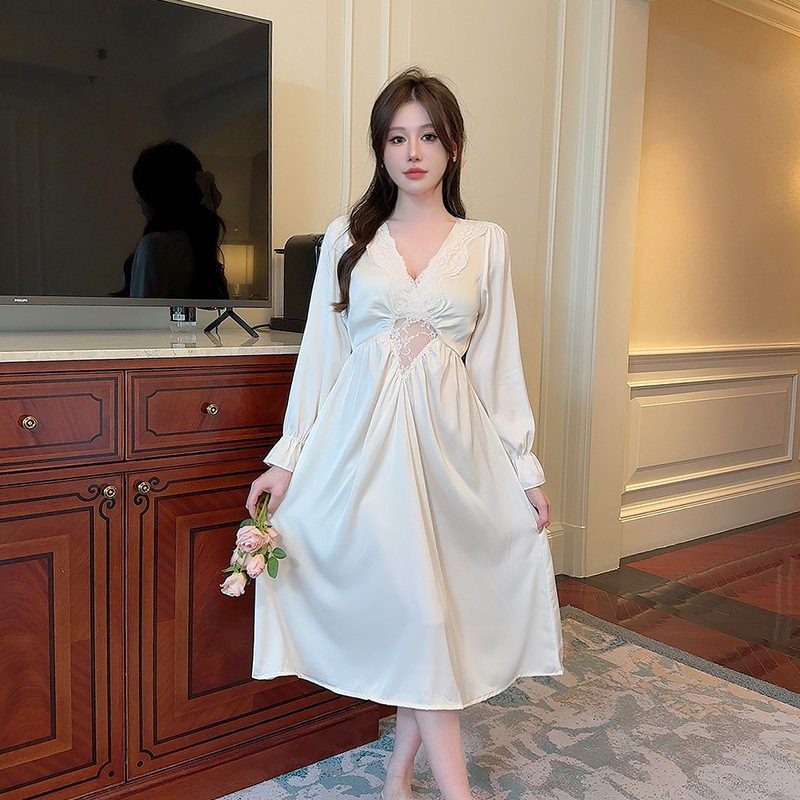 20242024 New Arrival Pajamas Women's Spring and Summer Thin Vintage Court Style Long Nightgown Outer Wear plus size Long Sleeve Home