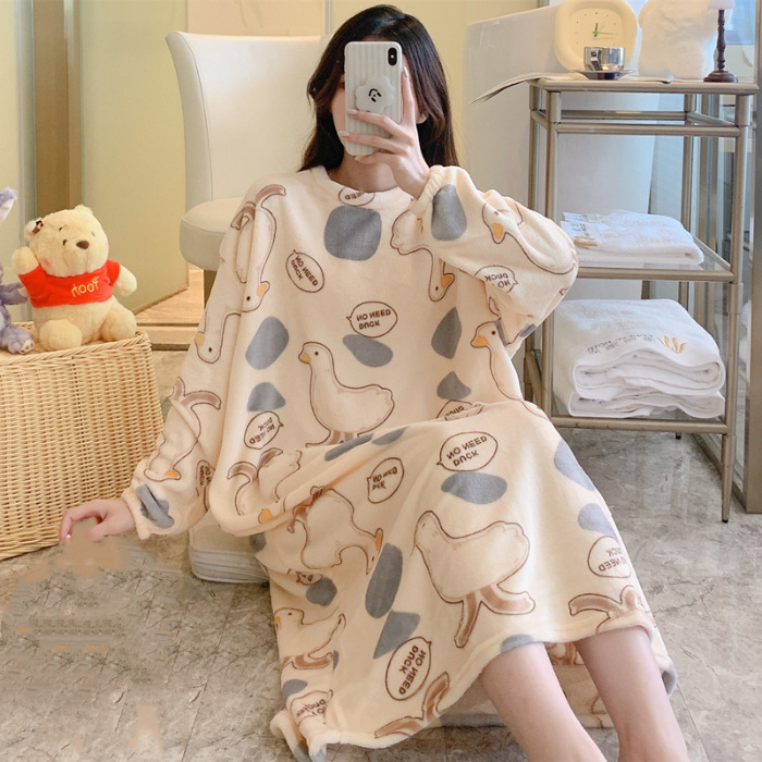 Pijamas de mujeres otoño invierno de franela lindo dibujo animado 2023 nuevo coral de lana gruesa falda cálida ropa para el hogar