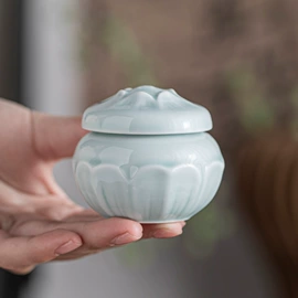 茶叶罐;旅行茶具;茶杯