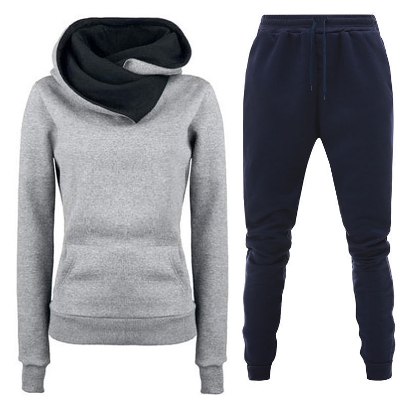 En stock 23 Otoño e Invierno Nuevo traje de ropa deportiva con Capucha forrada de lana para mujer bolso cálido suéter pantalones ropa de mujer al por mayor