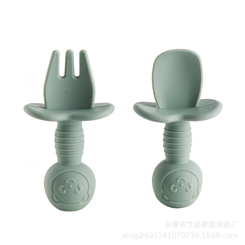 Cuchara de tenedor de dibujos animados verde oscuro