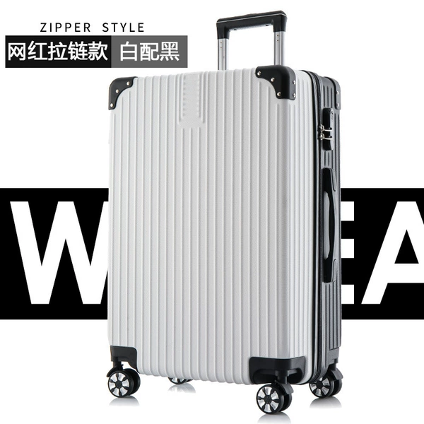 Black+White [607]