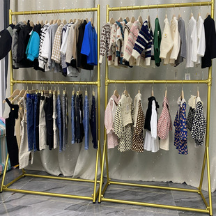 �p�ӿ������{�����b�ܷ��b���ɫ���¼�ͯ�b��չʾ����Ů�b���¼�