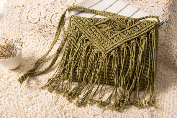 Tassel Fashion Element Zipper Closure Type Women's Medium Spring&summer Cotton Rope Vacation Straw Bag