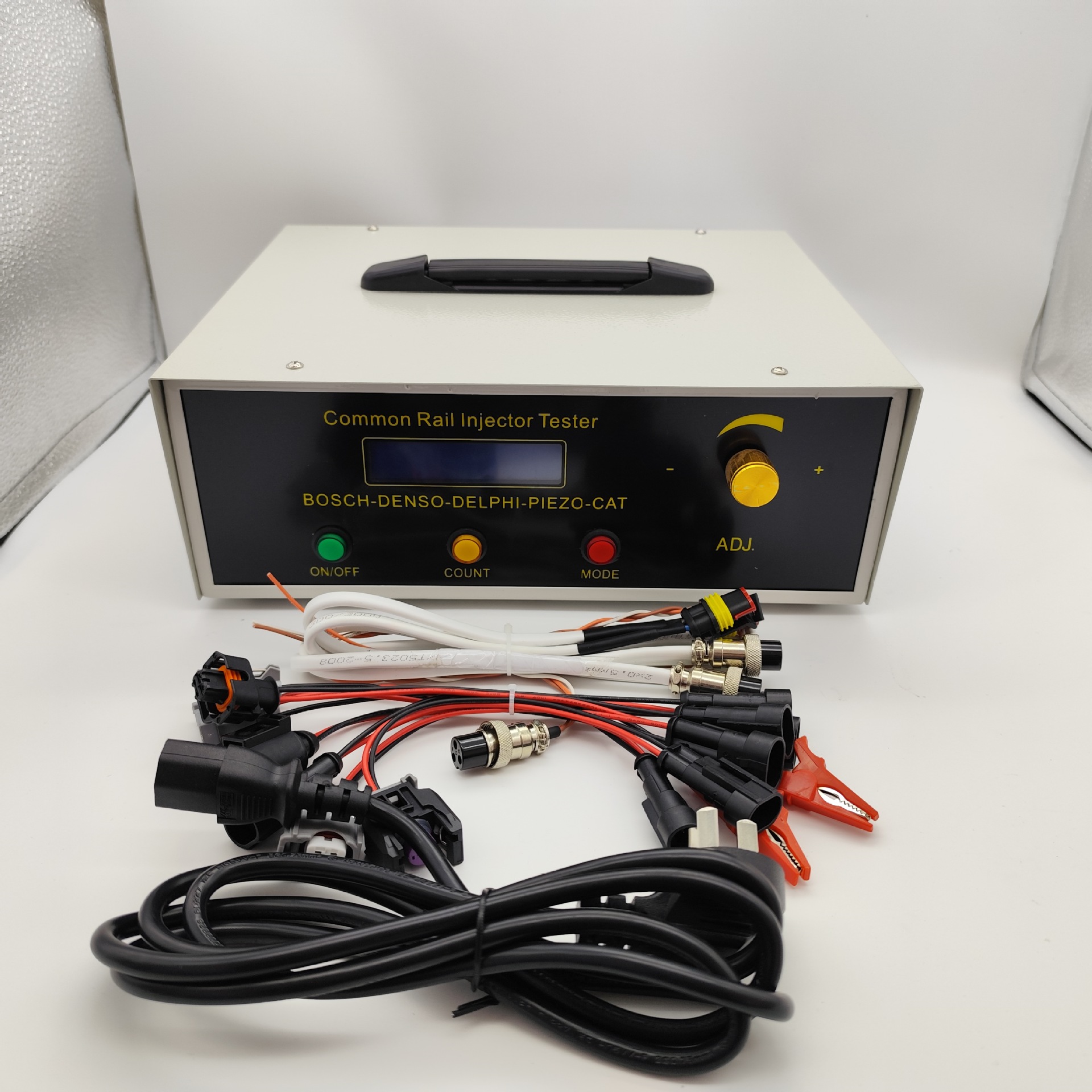 Foreign Trade Factory Cr1600 White and Black High-Pressure Common Rail Injector Tester Upgraded Version Diagnostic Instrument Digital Display Electronic Fuel Injection