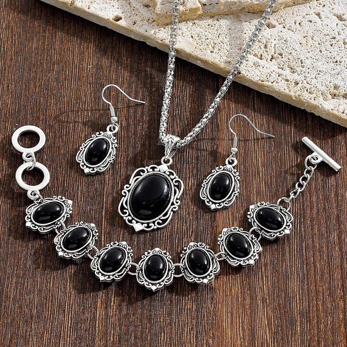 Oversized Enamel Flower Statement Bracelet For Women Boho Style_voghion.com