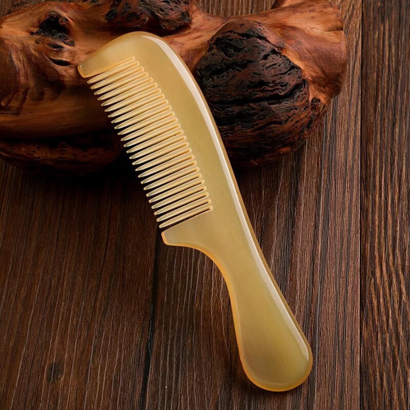 2026 New Model in Stock: Medium-Sized Ox Horn Comb, 14-Month-Old Sheep Horn Comb with 16 Handles for Massage