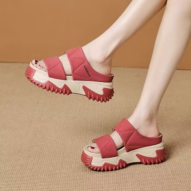 Dad's Slippers for Women 2026 Summer New Thick-Soled Platform Shoes Popular Sports Soft-Soled Beach Casual Women's Shoes