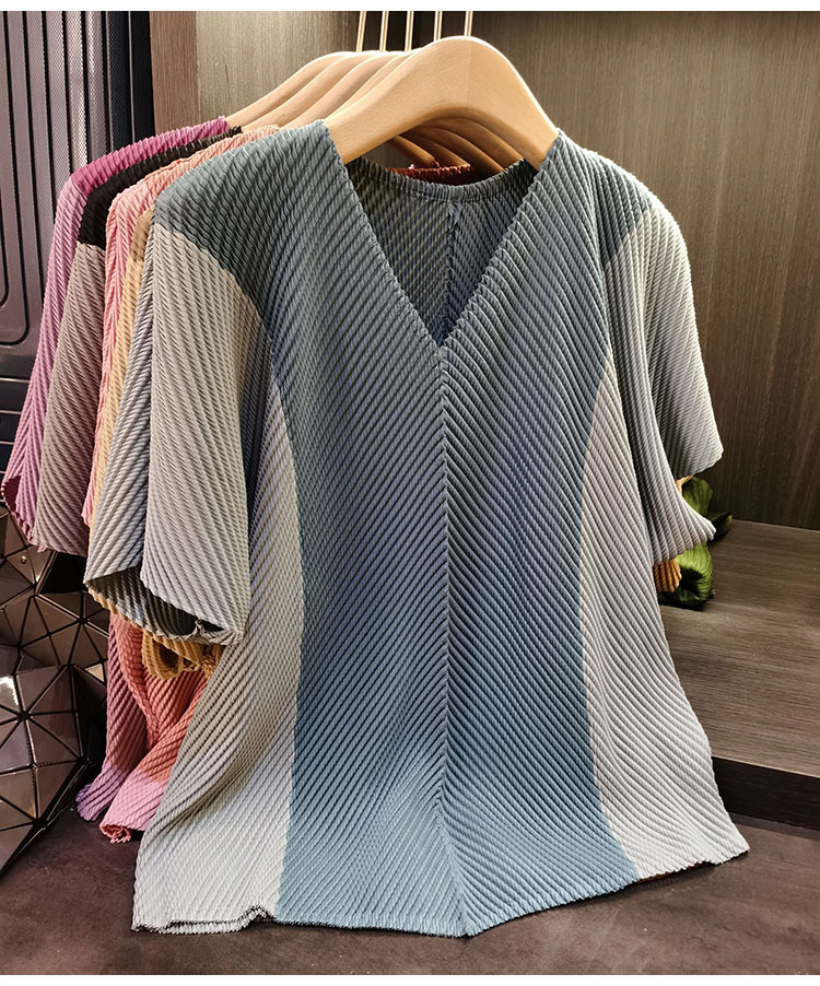 Áo thun nữ cổ chữ V xếp ly họa tiết vảy rồng phối màu tay ngắn dáng suông — Màu đen, Màu xanh lam, Màu đỏ hoa hồng, Màu hồng chi tiết 28